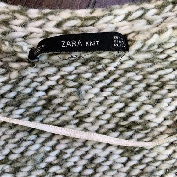 Zara Green White Long Sleeve Knit V Neck Sweater Small - Picture 9 of 10